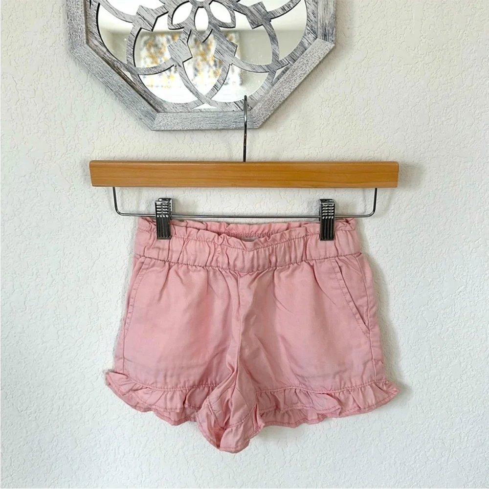 GAP • Girls XS Blush Pink Ruffle Hem Pull On Shorts Elastic Waist